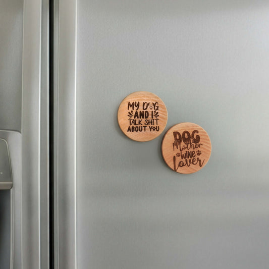 Bottle cap openers with magnet